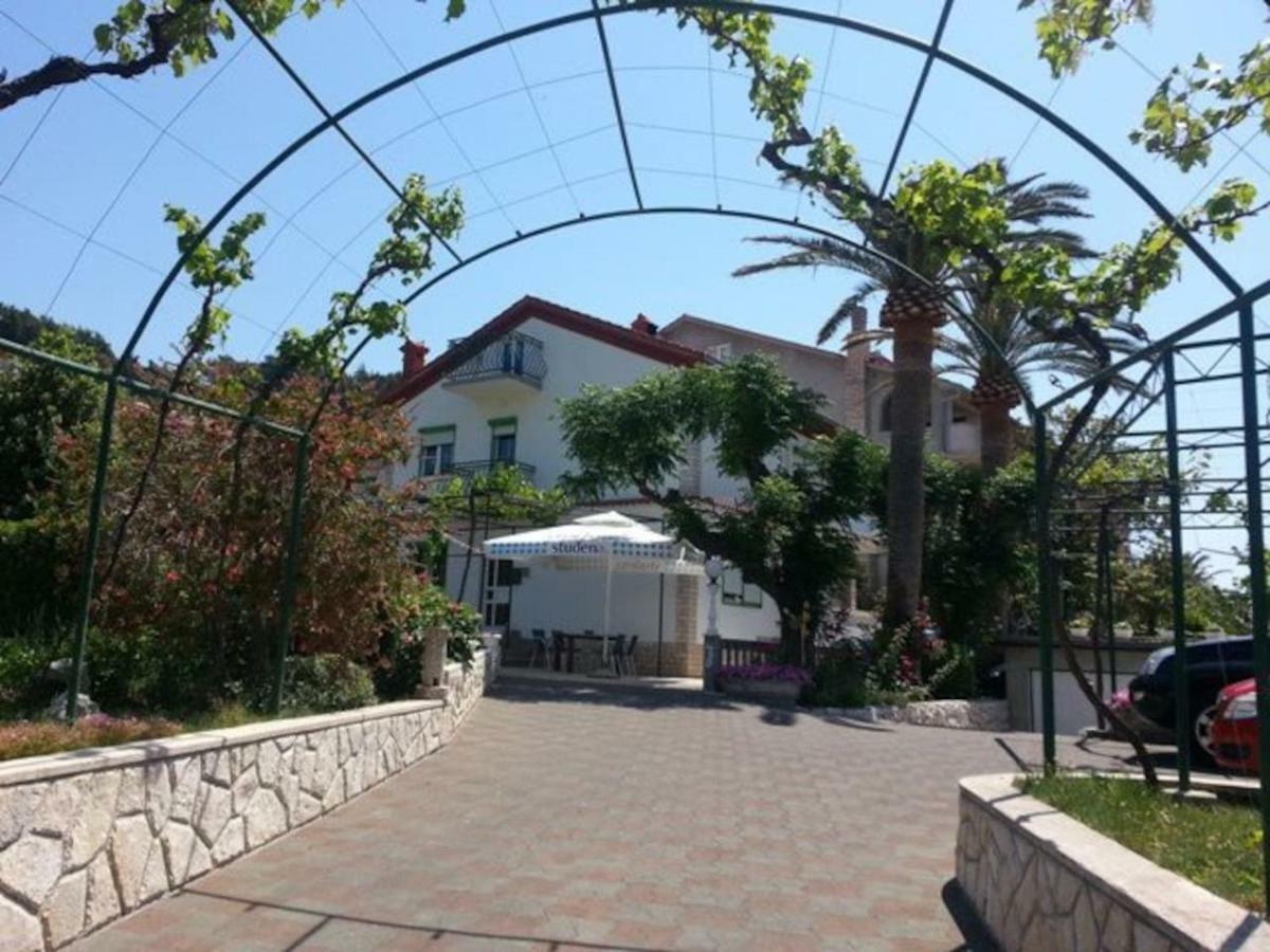 Apartman Marcela Palit Εξωτερικό φωτογραφία
