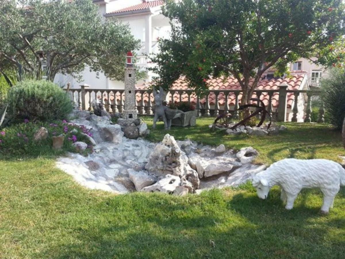 Apartman Marcela Palit Εξωτερικό φωτογραφία