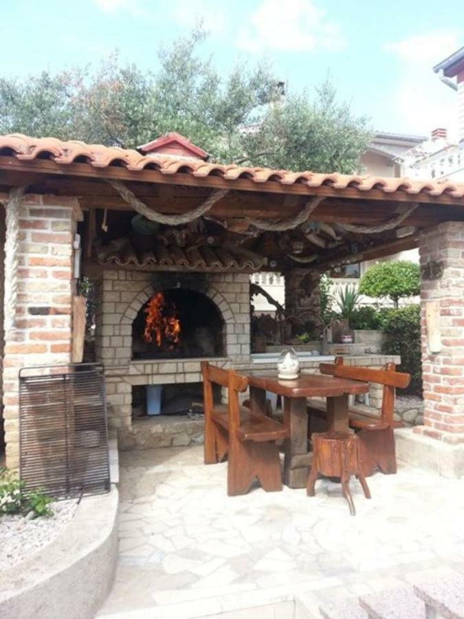 Apartman Marcela Palit Εξωτερικό φωτογραφία