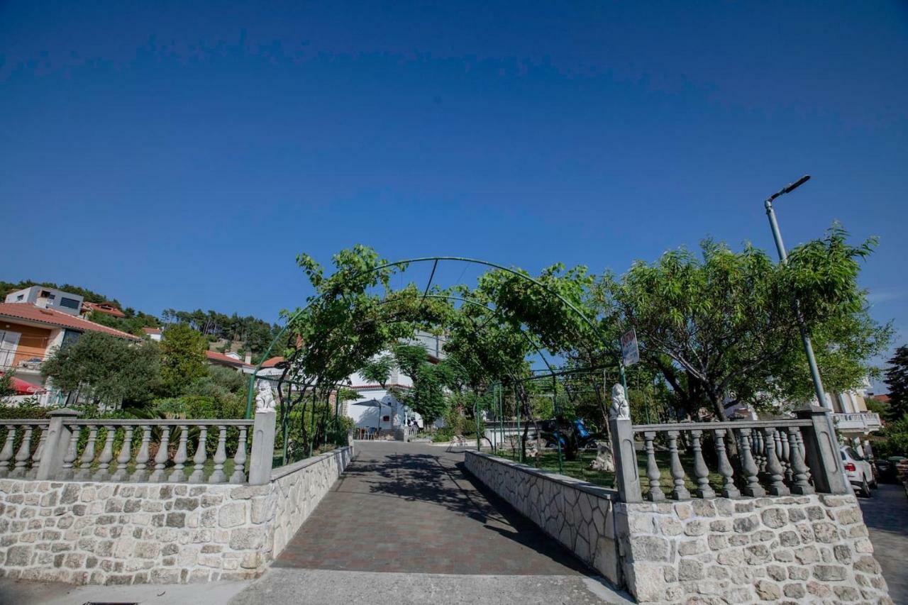 Apartman Marcela Palit Εξωτερικό φωτογραφία
