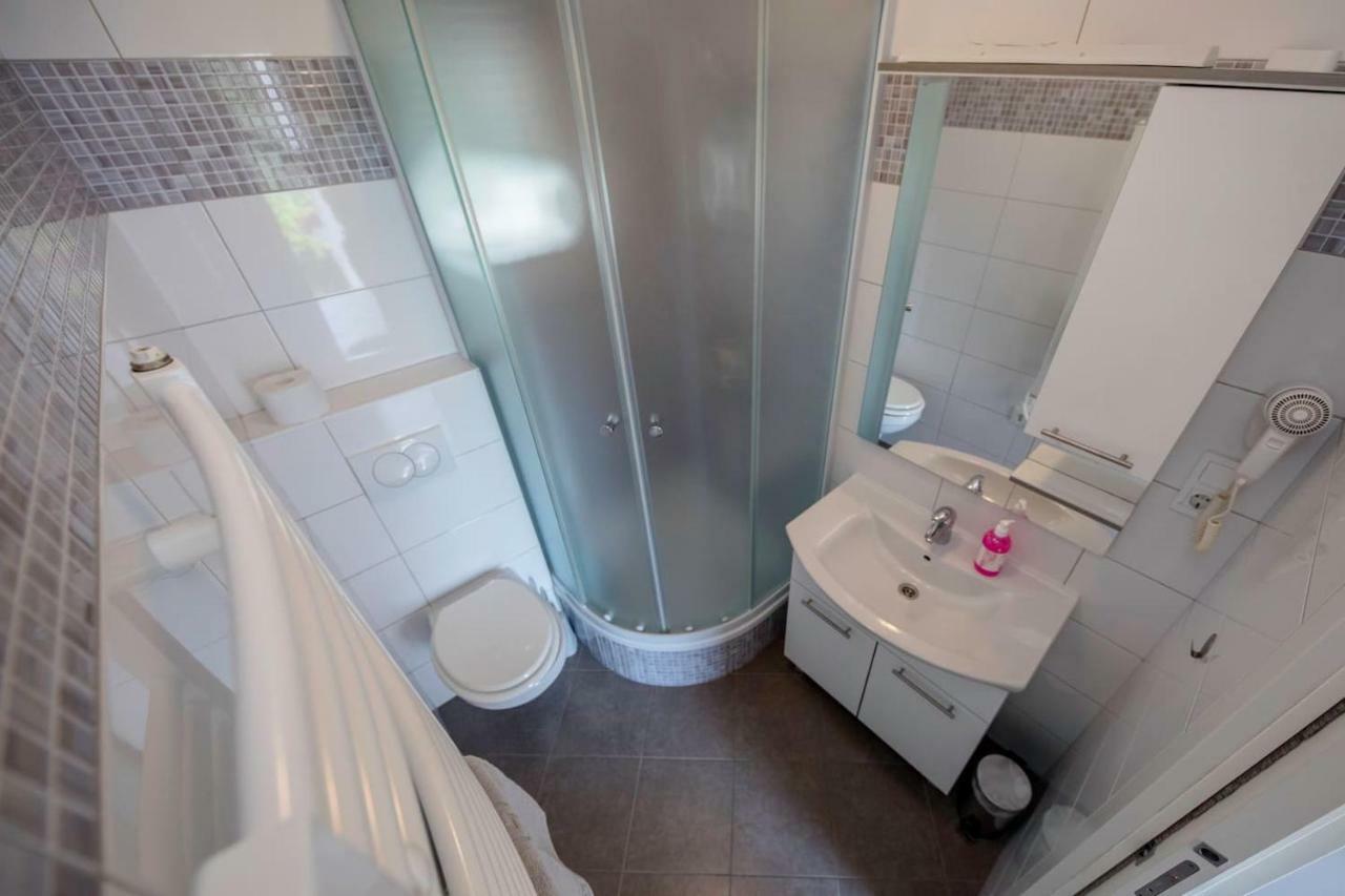 Apartman Marcela Palit Εξωτερικό φωτογραφία