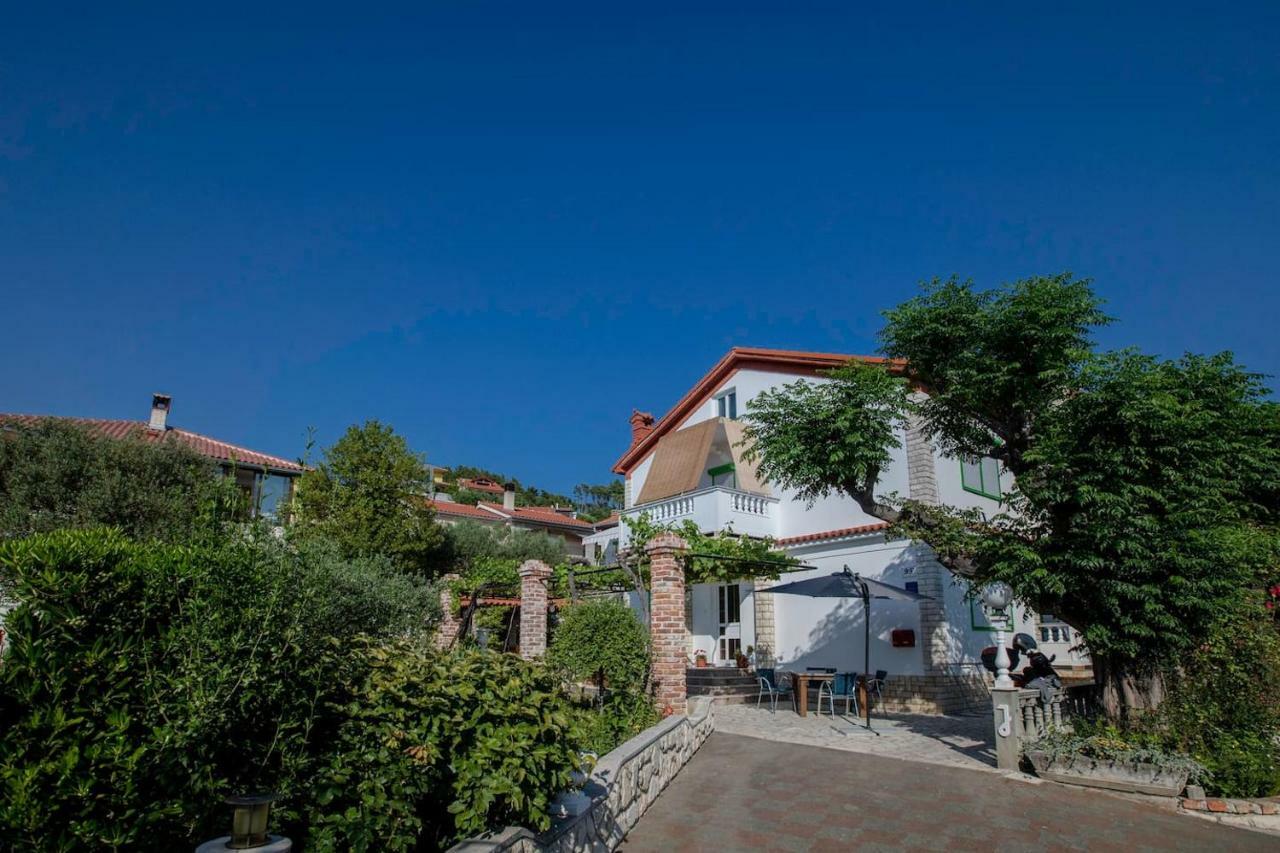 Apartman Marcela Palit Εξωτερικό φωτογραφία